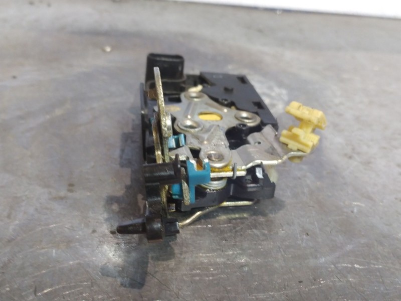 Recambio de cerradura puerta trasera izquierda para chevrolet kalos referencia OEM IAM   