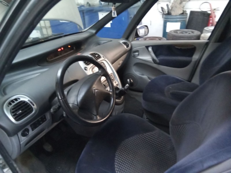 citroen xsara picasso del año 2003