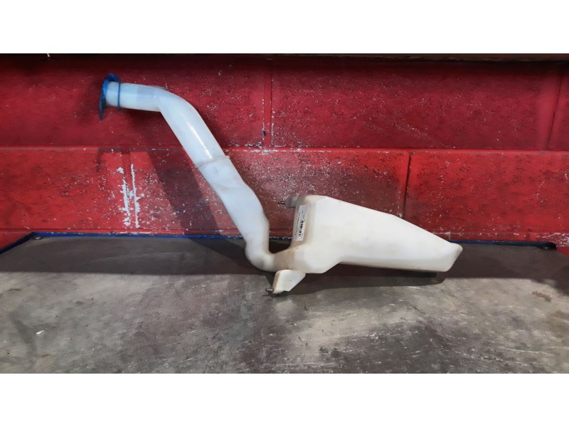 Recambio de deposito limpia para volkswagen polo (9n3)  | 0.05 - ...  | 0.05 - ... referencia OEM IAM   