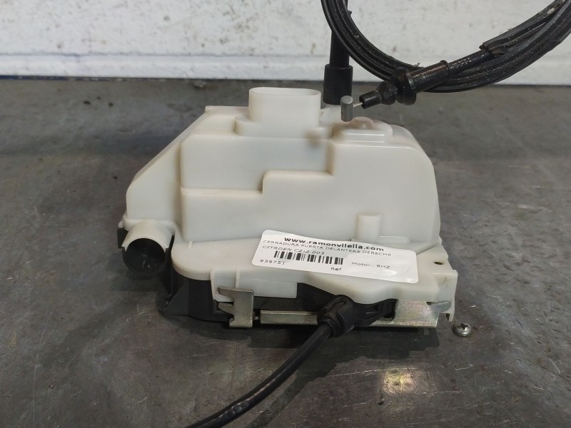 Recambio de cerradura puerta delantera derecha para citroen c2 1.4 hdi referencia OEM IAM 52187780  