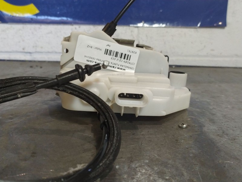 Recambio de cerradura puerta delantera derecha para citroen c2 1.4 hdi referencia OEM IAM 52187780  