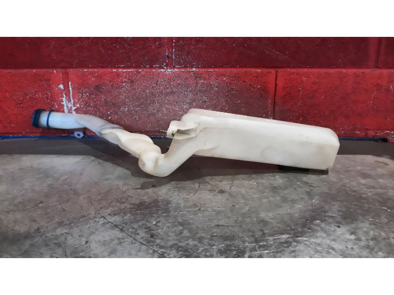 Recambio de deposito limpia para volkswagen polo (9n3)  | 0.05 - ...  | 0.05 - ... referencia OEM IAM   