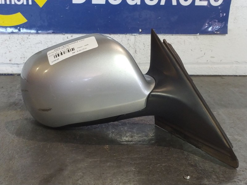 Recambio de retrovisor derecho para audi a4 1.8 t referencia OEM IAM ELECTRIC  