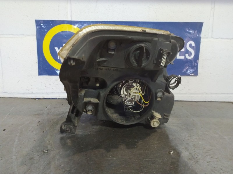 Recambio de faro izquierdo para citroen c2 1.4 hdi referencia OEM IAM   