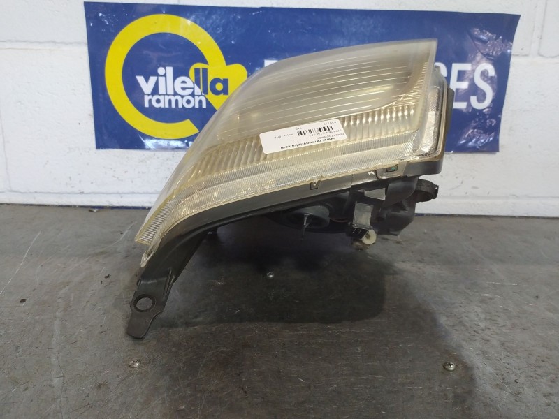 Recambio de faro izquierdo para citroen c2 1.4 hdi referencia OEM IAM   