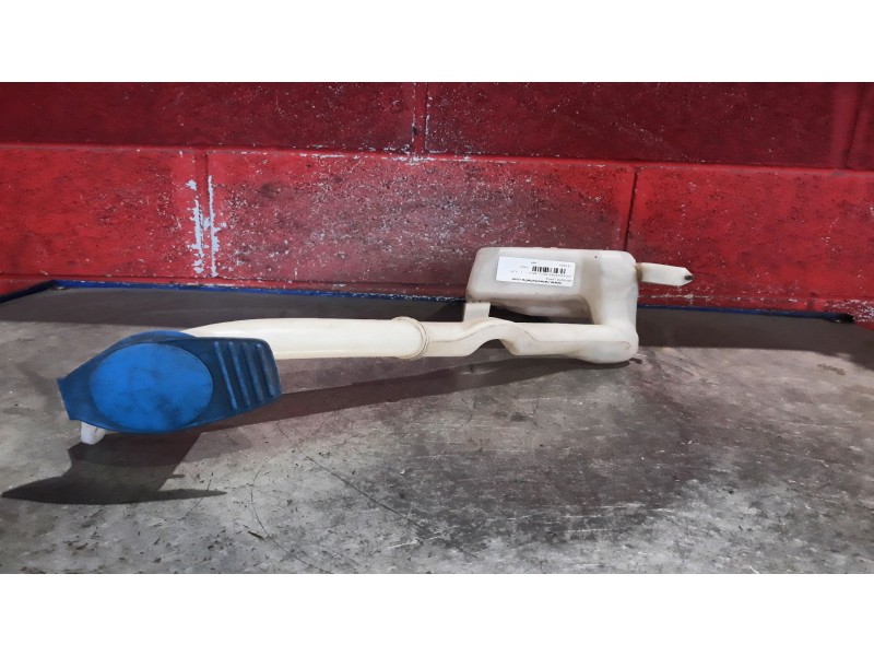 Recambio de deposito limpia para volkswagen polo (9n3)  | 0.05 - ...  | 0.05 - ... referencia OEM IAM   