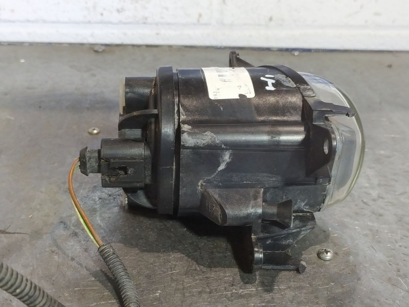 Recambio de faro antiniebla izquierdo para audi a4 1.9 tdi referencia OEM IAM    Recambio de faro antiniebla izquierdo para audi a4 1.9 tdi referencia OEM IAM