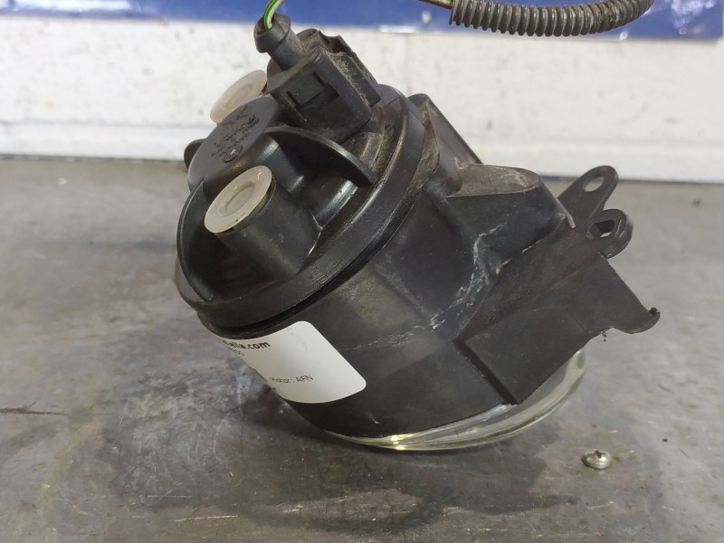 Recambio de faro antiniebla izquierdo para audi a4 1.9 tdi referencia OEM IAM    Recambio de faro antiniebla izquierdo para audi a4 1.9 tdi referencia OEM IAM