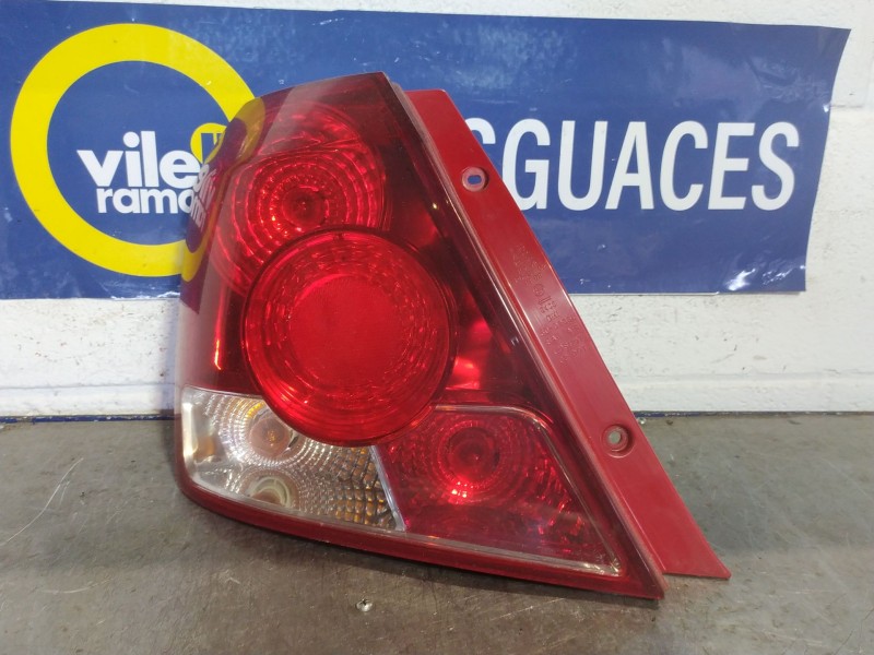 Recambio de piloto trasero izquierdo para chevrolet kalos referencia OEM IAM   