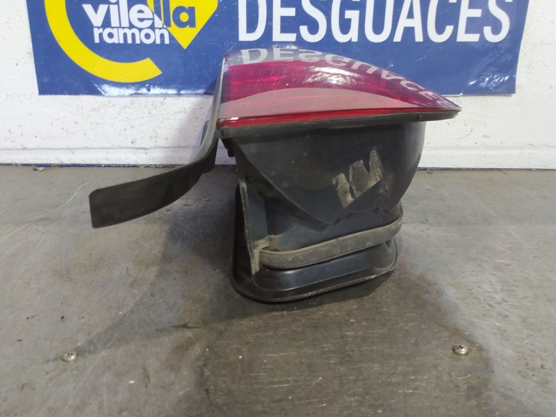 Recambio de piloto trasero derecho para citroen c5 berlina 1.8 referencia OEM IAM   