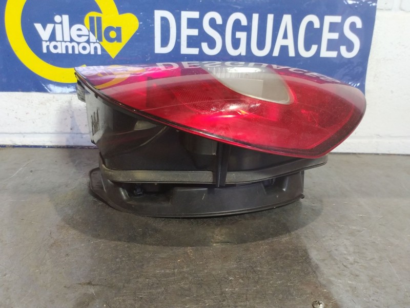 Recambio de piloto trasero derecho para citroen c5 berlina 1.8 referencia OEM IAM   