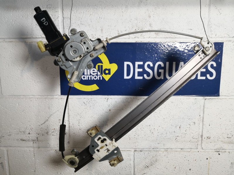 Recambio de elevalunas delantero derecho para hyundai getz (tb) 1.1 12v cat referencia OEM IAM   
