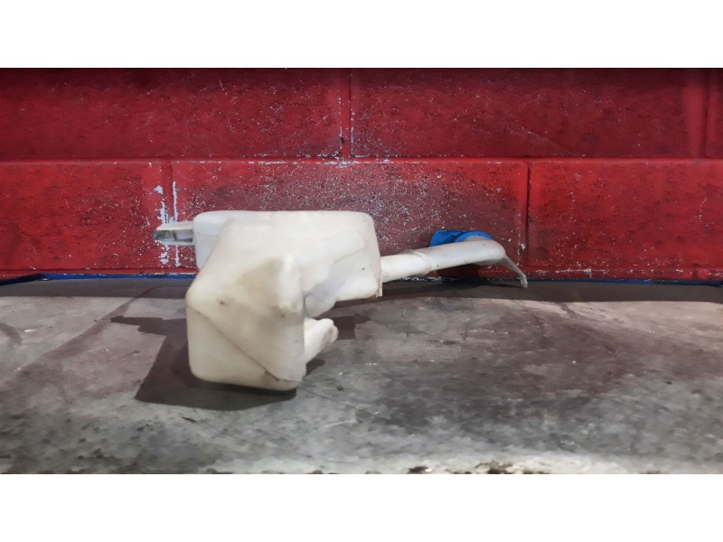 Recambio de deposito limpia para volkswagen polo (9n3)  | 0.05 - ...  | 0.05 - ... referencia OEM IAM   