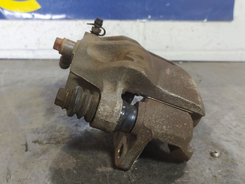 Recambio de pinza freno delantera izquierda para hyundai getz (tb) 1.1 12v cat referencia OEM IAM   