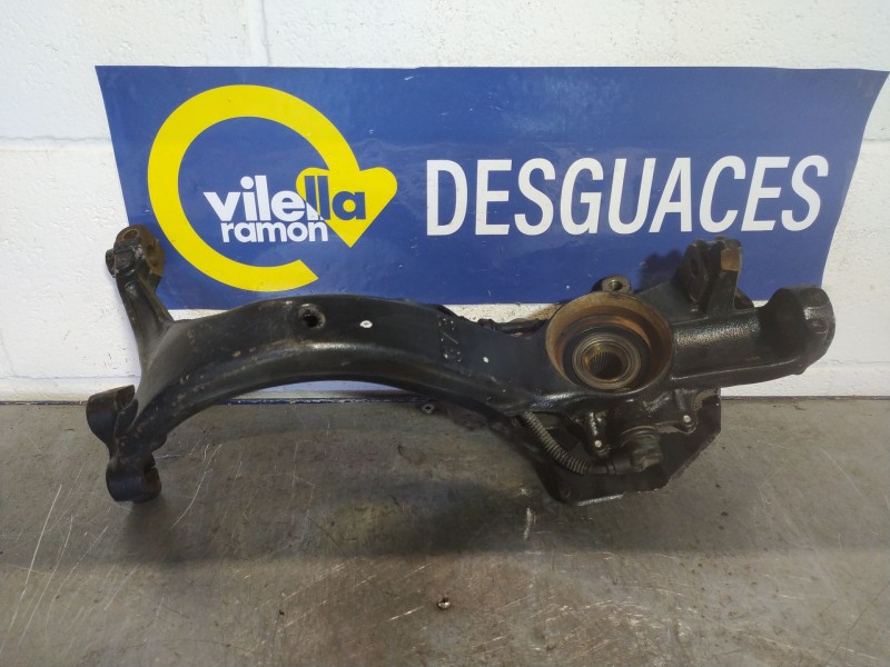 Recambio de mangueta delantera derecha para audi a4 1.8 t referencia OEM IAM   