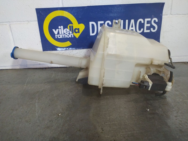 Recambio de deposito limpia para kia carnival  | 0.07 - ...  | 0.07 - ... referencia OEM IAM   