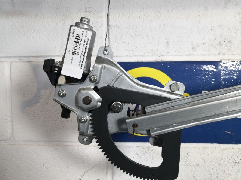 Recambio de elevalunas delantero izquierdo para chevrolet kalos referencia OEM IAM 96541737  
