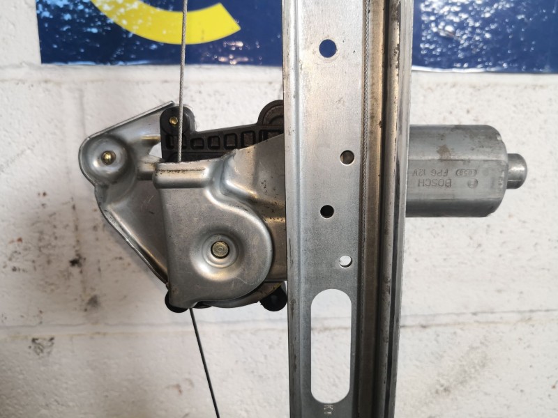 Recambio de elevalunas delantero izquierdo para mercedes clase a (w168) 1.4 cat referencia OEM IAM   