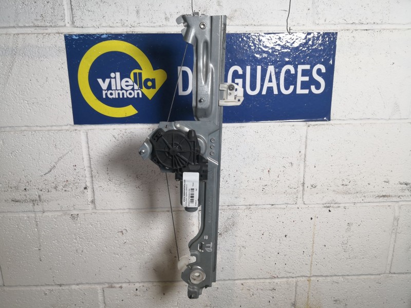 Recambio de elevalunas trasero derecho para renault modus referencia OEM IAM 400810C  