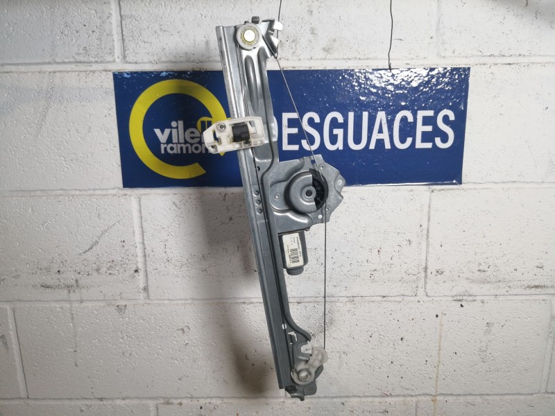 Recambio de elevalunas trasero derecho para renault modus referencia OEM IAM 400810C  