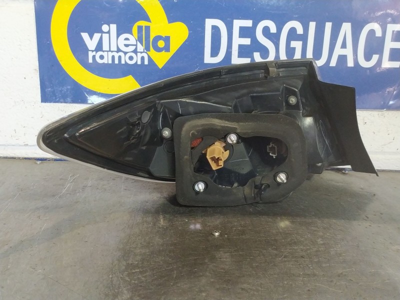 Recambio de piloto trasero derecho para mazda 6 2.2 de 163 sportive referencia OEM IAM   