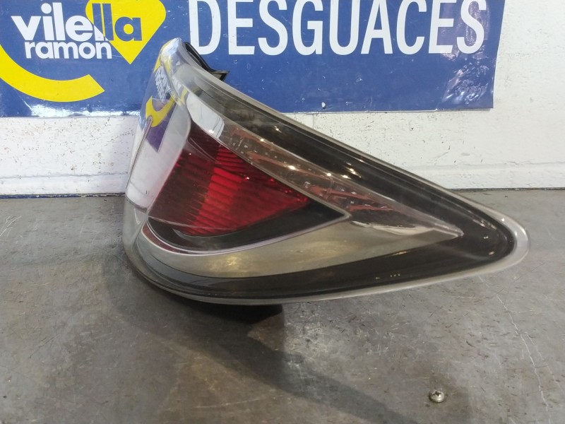 Recambio de piloto trasero derecho para mazda 6 2.2 de 163 sportive referencia OEM IAM   