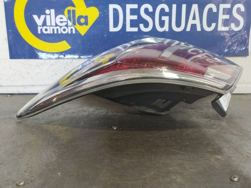 Recambio de piloto trasero derecho para mazda 6 2.2 de 163 sportive referencia OEM IAM   