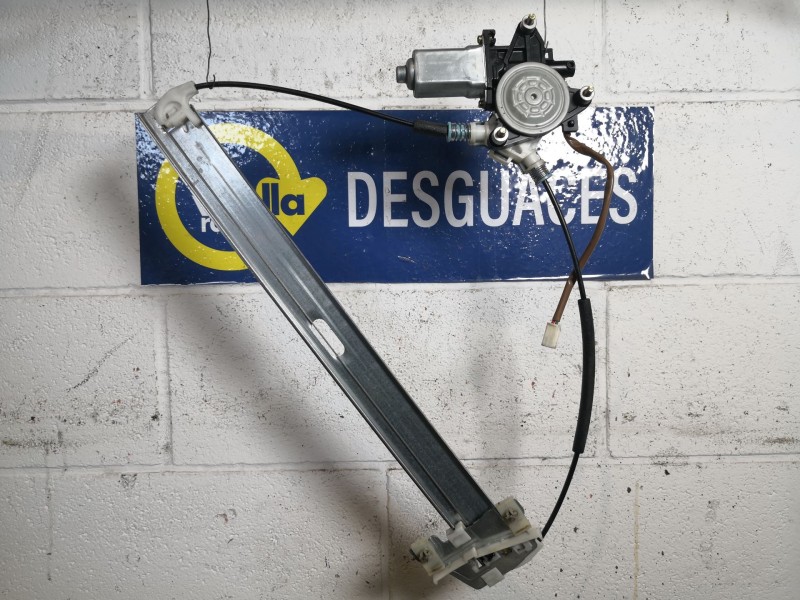 Recambio de elevalunas delantero derecho para mazda premacy (cp) referencia OEM IAM   