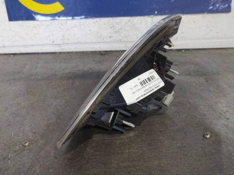 Recambio de piloto porton izquierdo para mazda 6 2.2 de 163 sportive referencia OEM IAM   