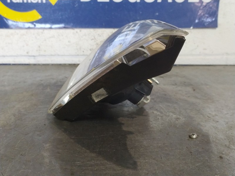 Recambio de piloto porton derecho para mazda 6 2.2 de 163 sportive referencia OEM IAM   