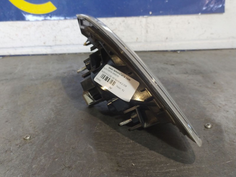 Recambio de piloto porton derecho para mazda 6 2.2 de 163 sportive referencia OEM IAM   