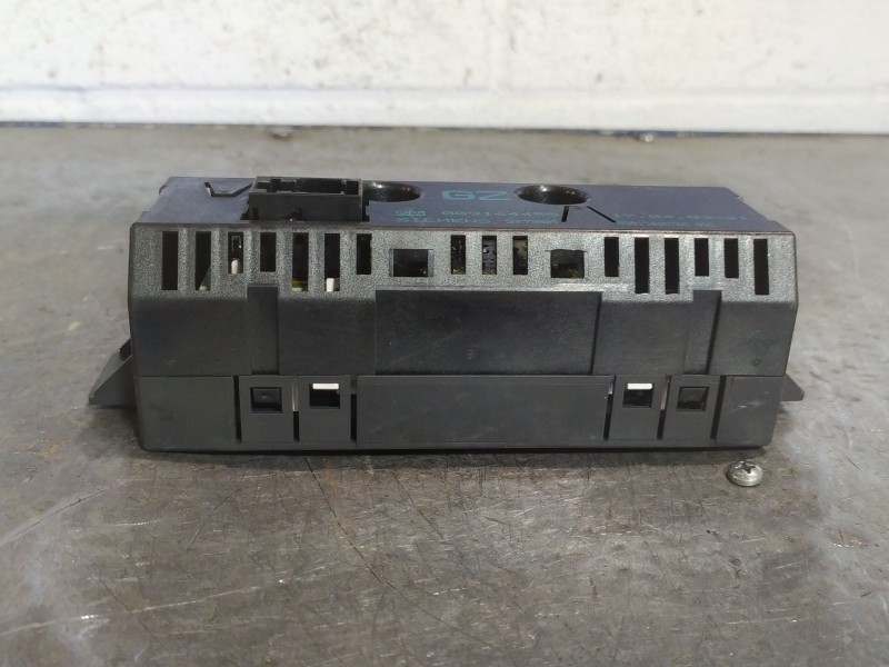 Recambio de pantalla multifuncion para opel meriva 1.6 16v | 0.03 - ... 1.6 16v | 0.03 - ... referencia OEM IAM   