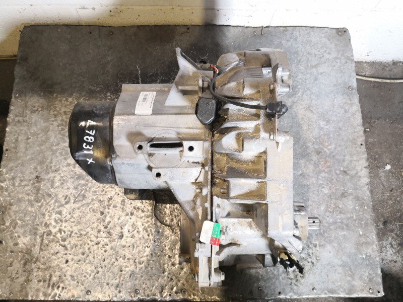 Recambio de caja cambios para renault 19 (b/c/l53) 1.8 referencia OEM IAM JB3096  