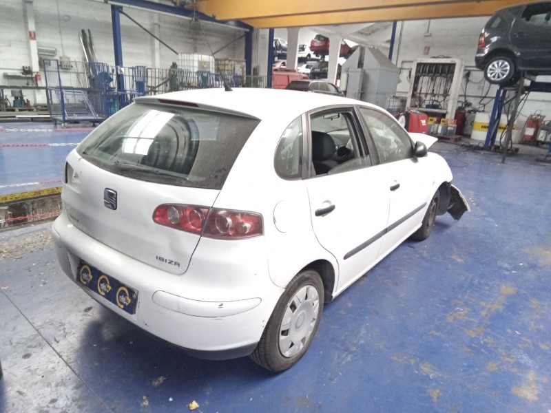 seat ibiza (6l1) del año 2005