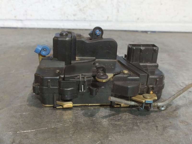 Recambio de cerradura puerta delantera izquierda para citroen berlingo 1.9 600 d furg. referencia OEM IAM   