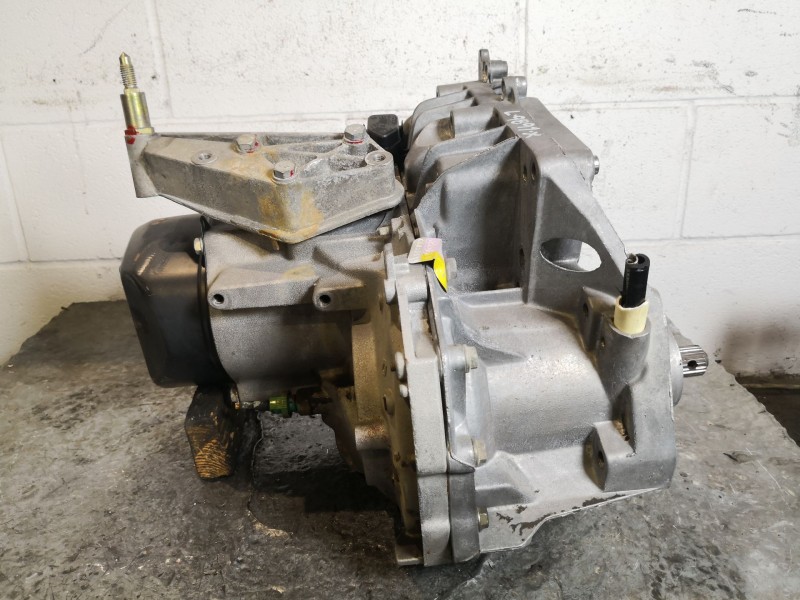 Recambio de caja cambios para renault clio clio 1.9 d chipie referencia OEM IAM JB3064  