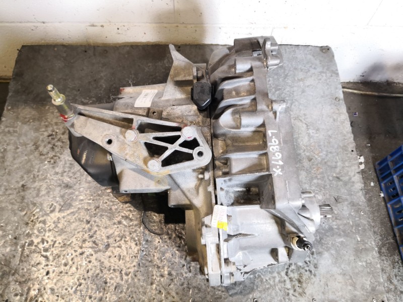 Recambio de caja cambios para renault clio clio 1.9 d chipie referencia OEM IAM JB3064  