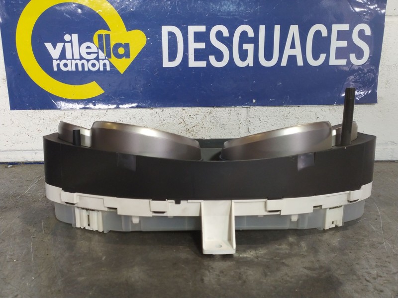 Recambio de cuadro instrumentos para mazda 6 2.2 de 163 sportive referencia OEM IAM 3AGDK1A  