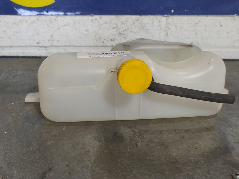 Recambio de deposito limpia para mazda 6 2.2 de 163 sportive referencia OEM IAM   