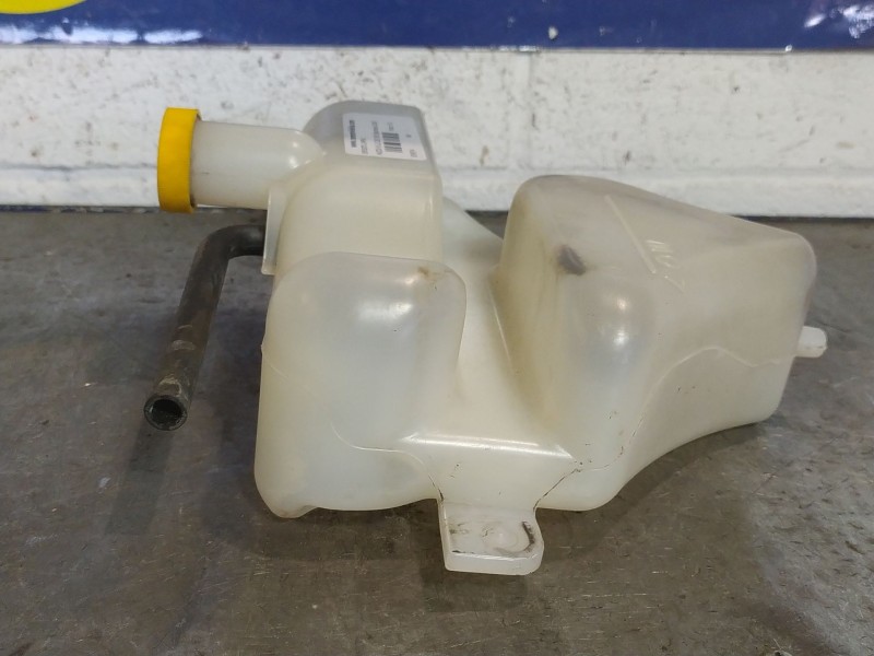 Recambio de deposito limpia para mazda 6 2.2 de 163 sportive referencia OEM IAM   