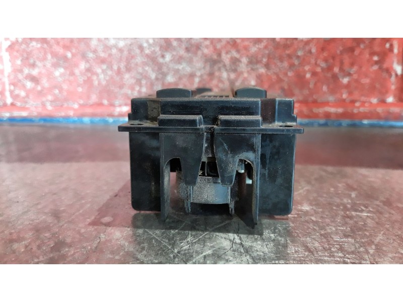 Recambio de mando climatizador para volkswagen bora berlina (1j2) 1.9 tdi | 0.98 - 0.05 1.9 tdi | 0.98 - 0.05 referencia OEM IAM