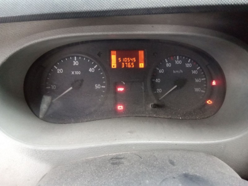 renault master 100.33 l1 h2 del año 2008