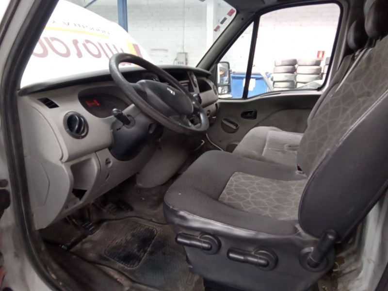 renault master 100.33 l1 h2 del año 2008