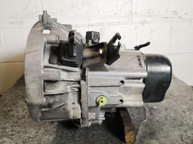 Recambio de caja cambios para renault clio ii fase i (b/cbo) referencia OEM IAM JB1905  