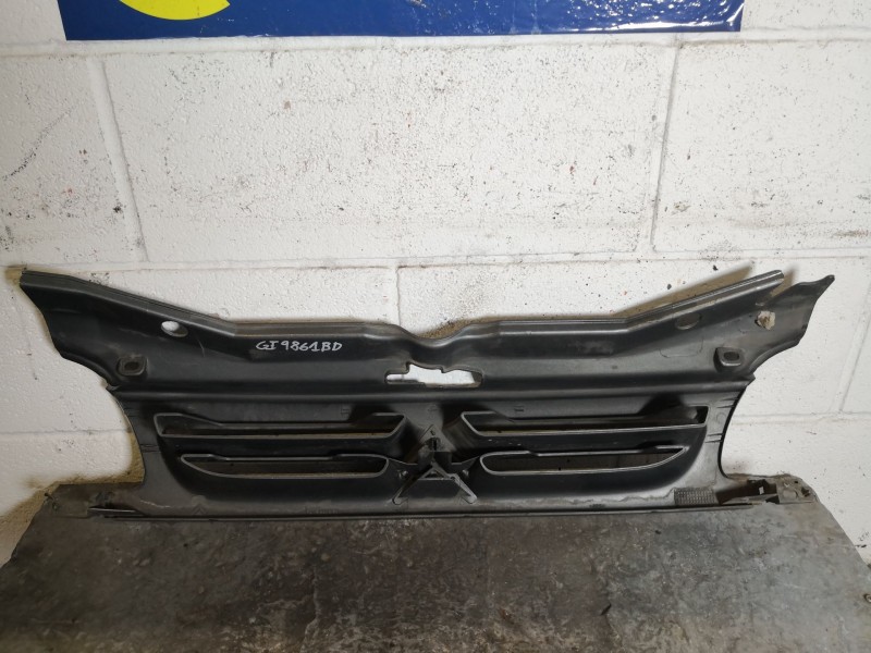 Recambio de rejilla delantera para citroen berlingo 1.9 600 d furg. referencia OEM IAM 9618254877  