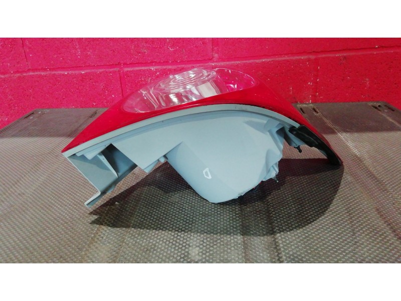 Recambio de piloto trasero derecho para chevrolet epica  | 0.06 - ...  | 0.06 - ... referencia OEM IAM    Recambio de piloto trasero derecho para chevrolet epica  | 0.06 - ...  | 0.06 - ... referencia OEM IAM