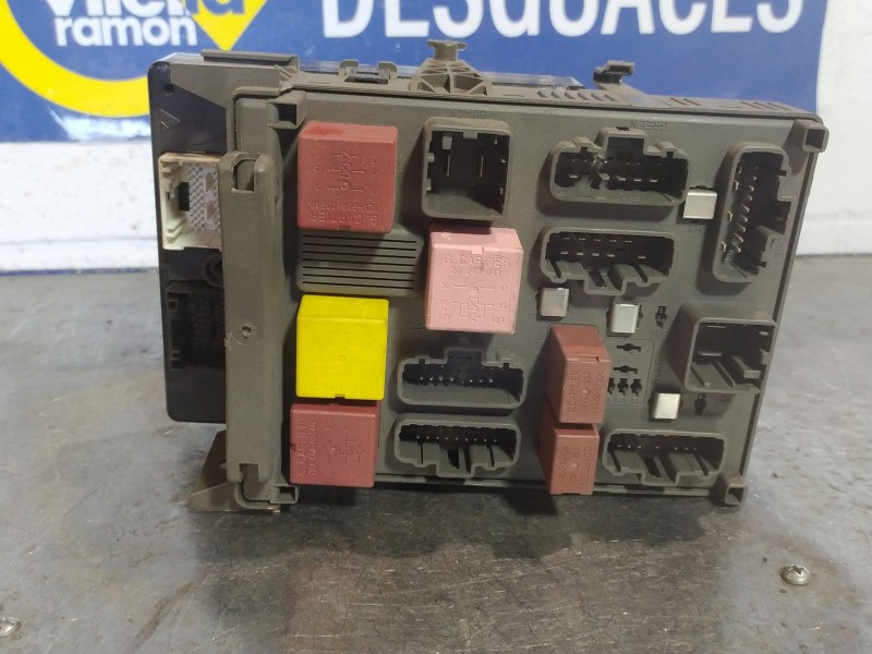Recambio de caja reles fusibles para renault laguna ii (bg0) 1.9 dci diesel | 0.01 - ... 1.9 dci diesel | 0.01 - ... referencia 
