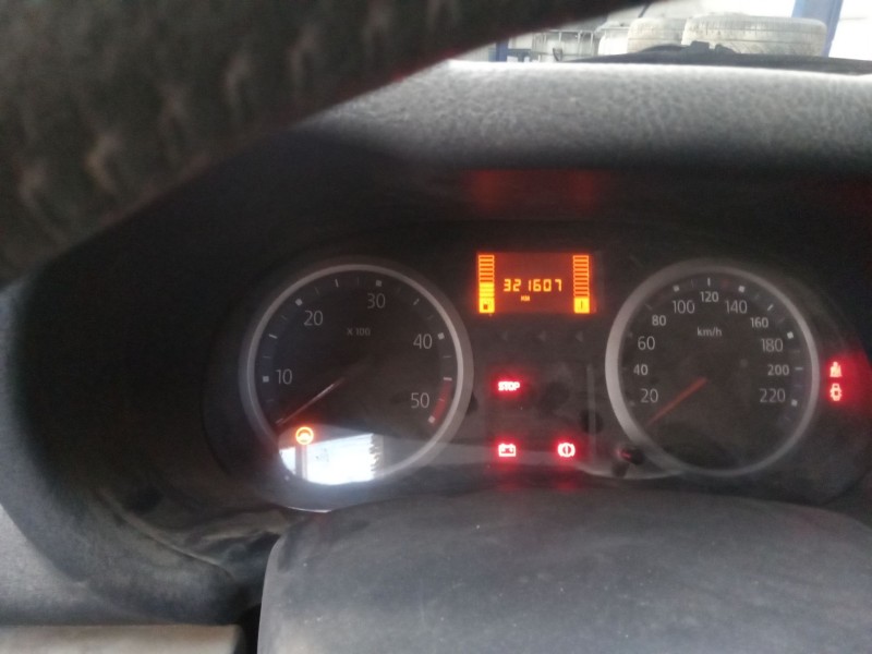 renault clio ii fase ii (b/cb0) del año 2004