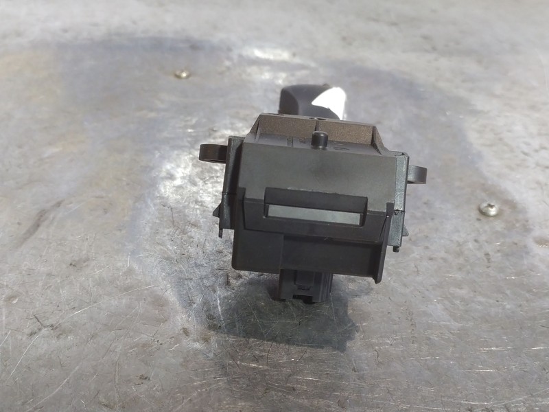 Recambio de mando limpia para bmw serie 3 berlina (e46) 1.9 cat referencia OEM IAM 8363664M  