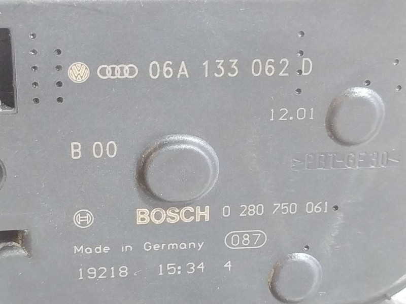 Recambio de caja mariposa para volkswagen golf iv berlina (1j1) básico | 05.99 - ... referencia OEM IAM   